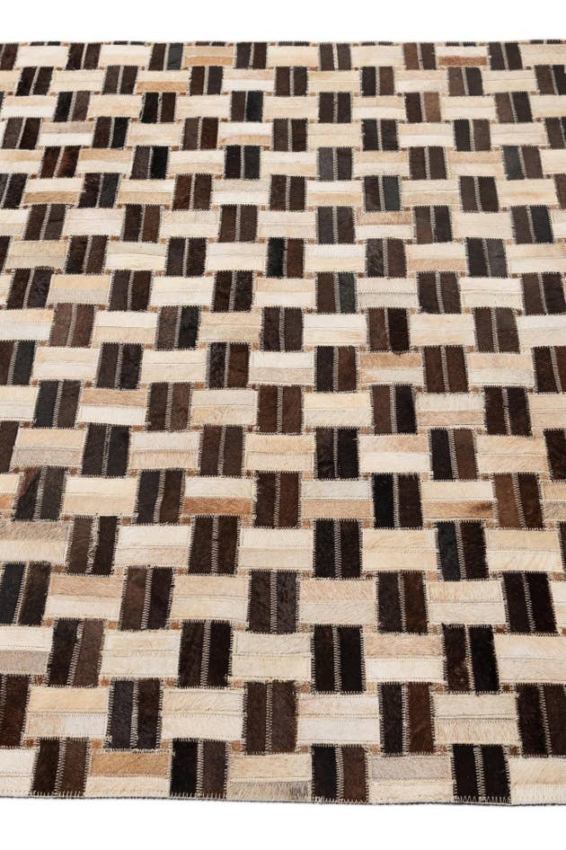 Detail image of 3' 11 x 5' 11 Cowhide - Patchwork Rug