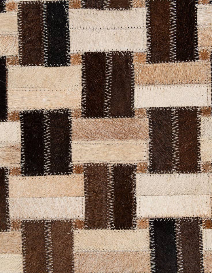 Detail image of 3' 11 x 5' 11 Cowhide - Patchwork Rug