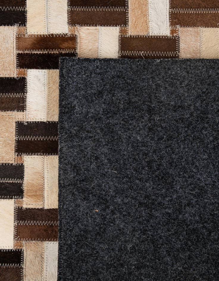 Detail image of 3' 11 x 5' 11 Cowhide - Patchwork Rug