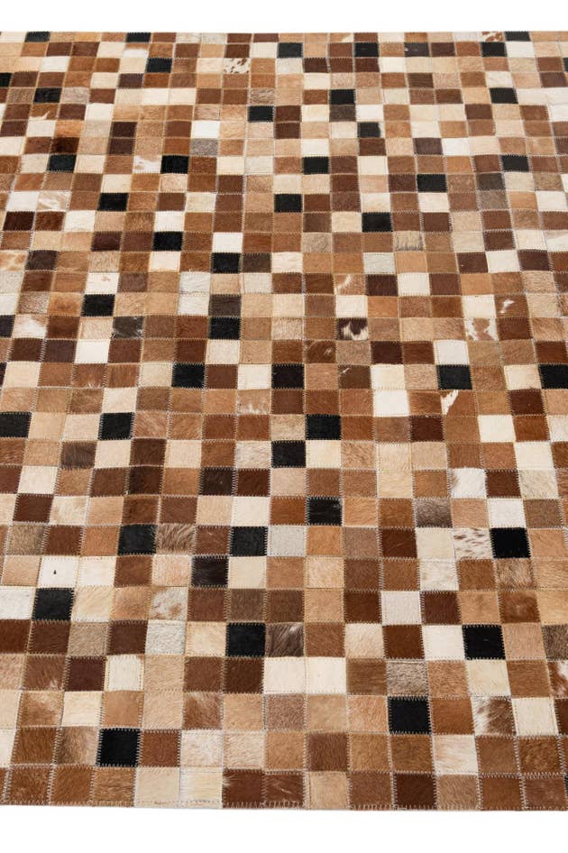 Detail image of 4' 1 x 5' 11 Cowhide - Patchwork Rug