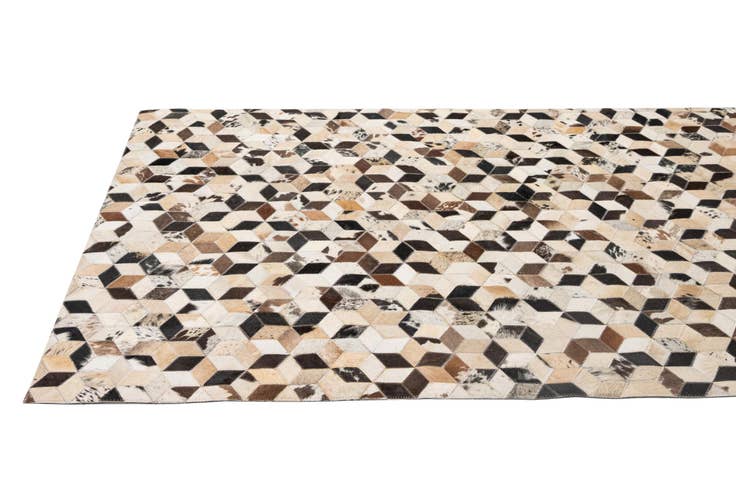 Detail image of 4' 1 x 5' 11 Cowhide - Patchwork Rug