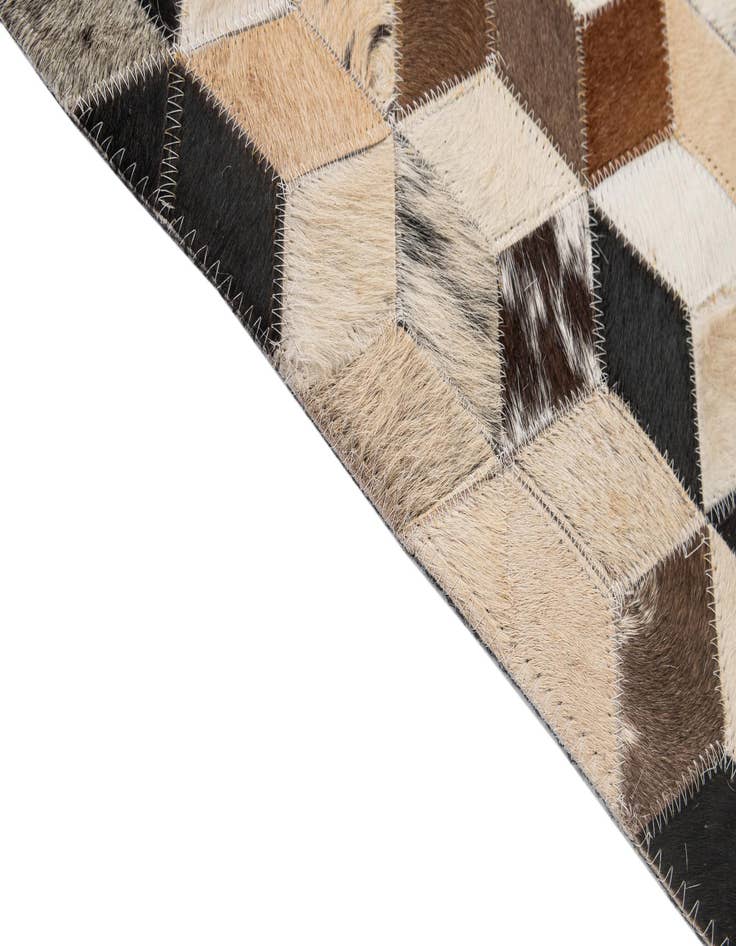 Detail image of 4' 1 x 5' 11 Cowhide - Patchwork Rug