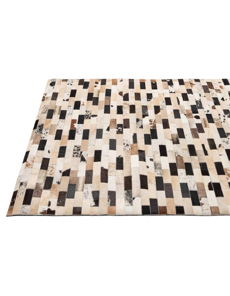 Detail image of 4' 1 x 5' 11 Cowhide - Patchwork Rug