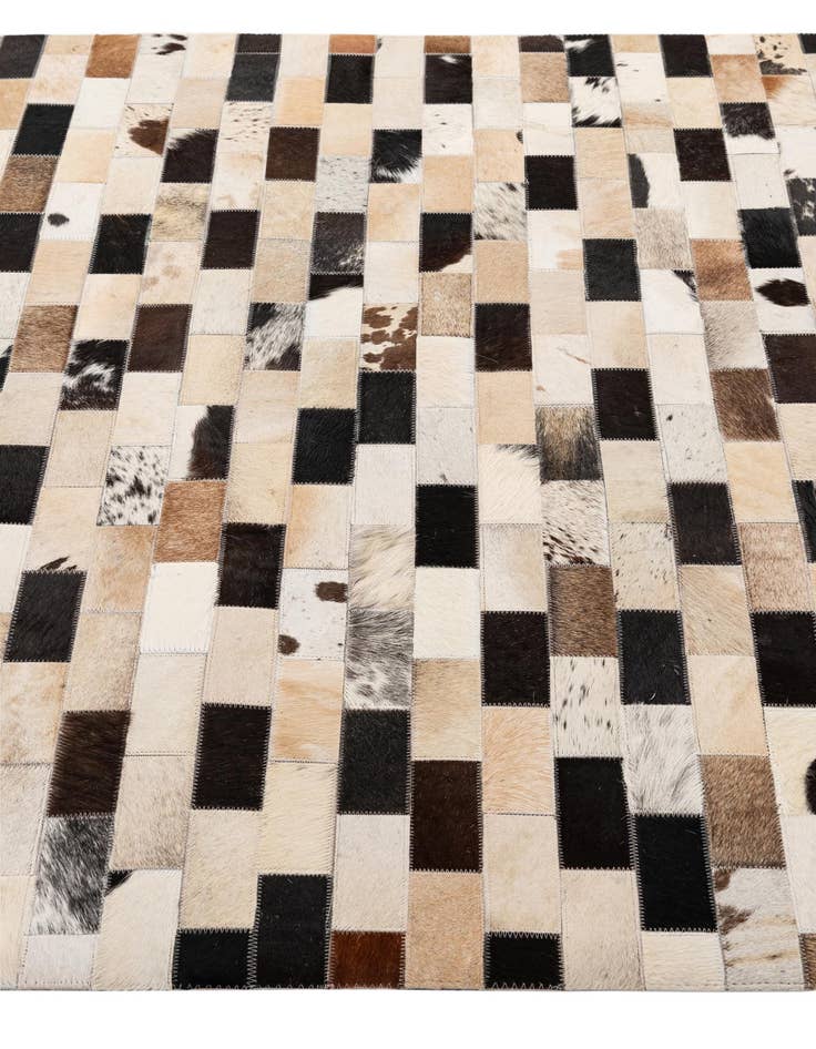 Detail image of 4' 1 x 5' 11 Cowhide - Patchwork Rug