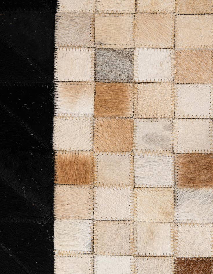Detail image of 4' 3 x 6' 2 Cowhide - Patchwork Rug