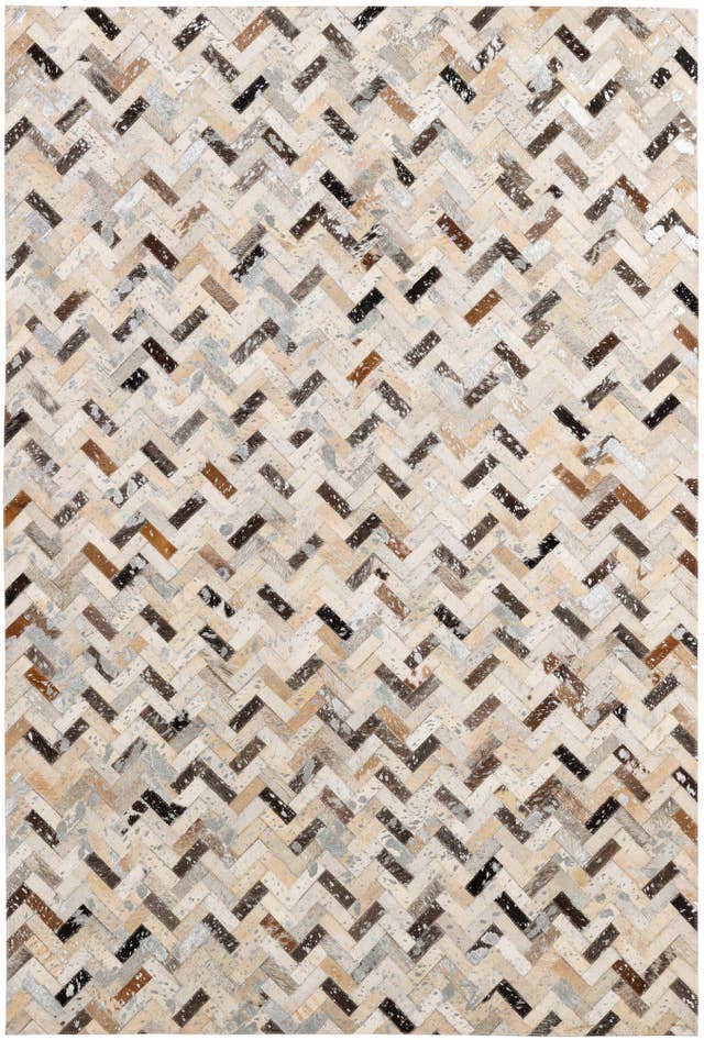 Detail image of 4' 2 x 6' 1 Cowhide - Patchwork Rug