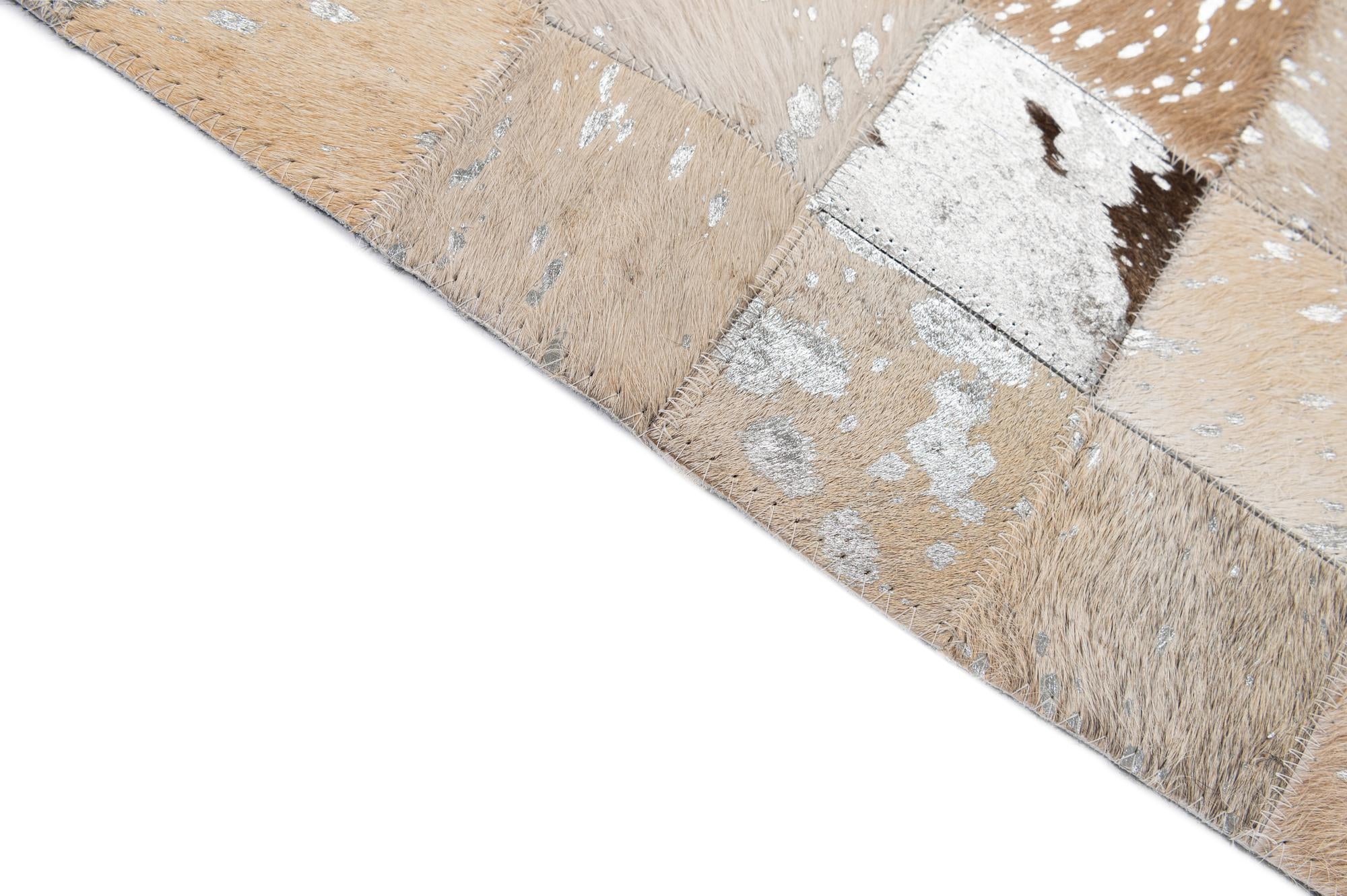 4' 1 x 6' Cowhide - Patchwork Rug