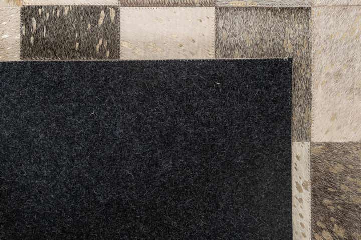 4' x 5' 10 Cowhide - Patchwork Rug