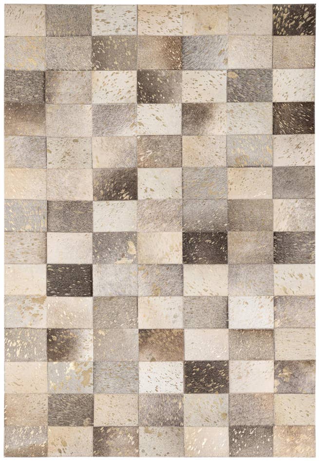 Detail image of 4' x 5' 10 Cowhide - Patchwork Rug