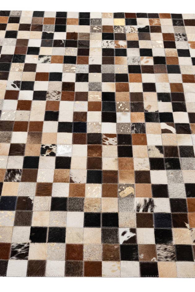 Detail image of 4' 1 x 6' Cowhide - Patchwork Rug