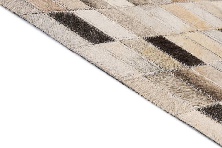 Detail image of 4' x 6' Cowhide - Patchwork Rug