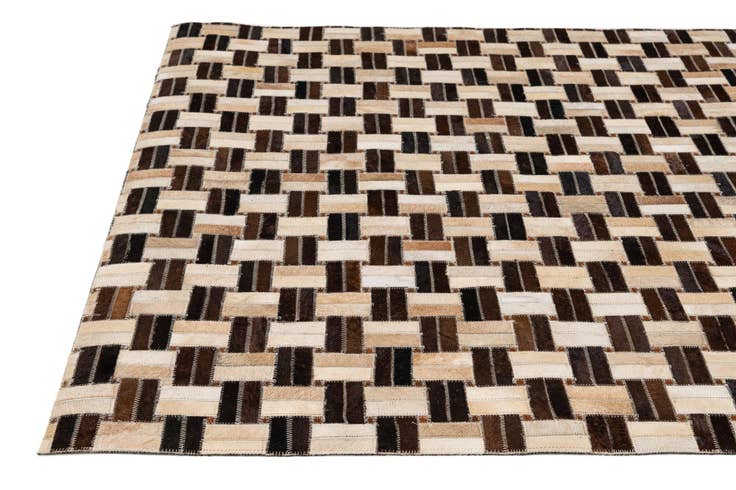Detail image of 4' x 5' 11 Cowhide - Patchwork Rug