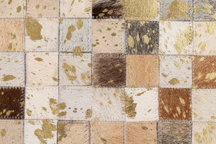 4' 1 x 6' Cowhide - Patchwork Rug