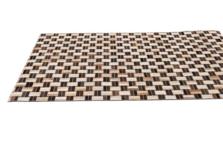 Detail image of 4' x 5' 11 Cowhide - Patchwork Rug
