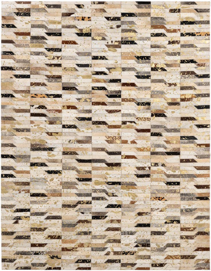 Detail image of 4' 2 x 5' 11 Cowhide - Patchwork Rug