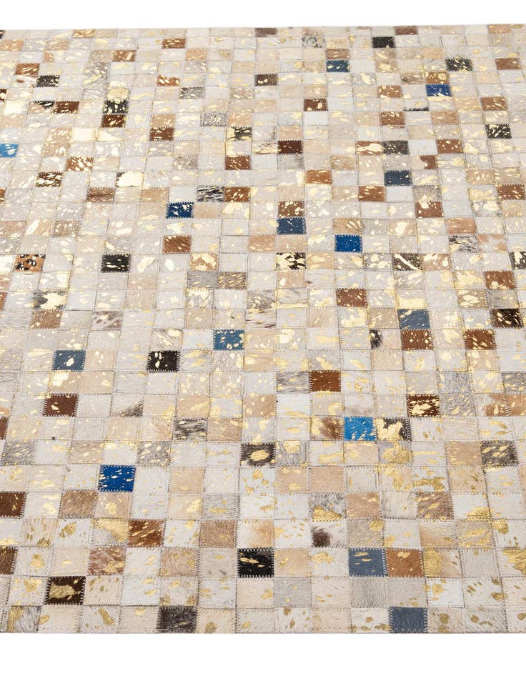 Detail image of 4' 1 x 6' 1 Cowhide - Patchwork Rug