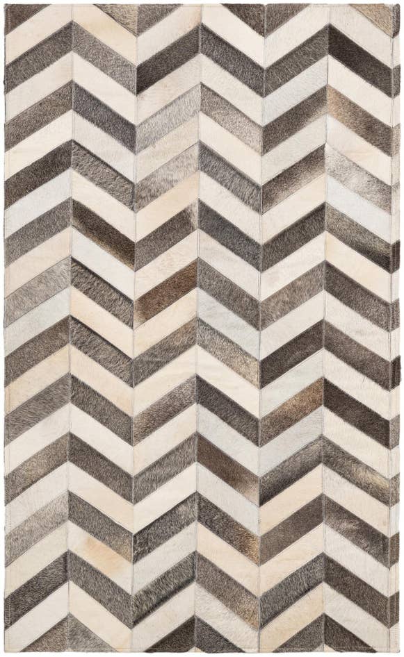 Detail image of 3' 2 x 5' 1 Cowhide - Patchwork Rug