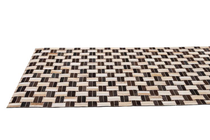 Detail image of 3' 1 x 5' Cowhide - Patchwork Rug