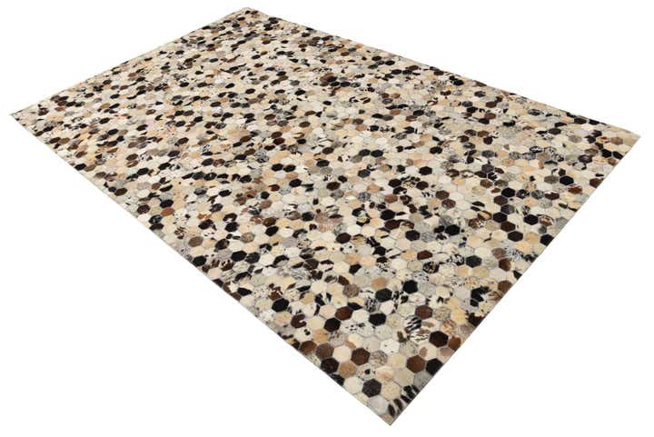 5' 1 x 8' Cowhide Leather Rug