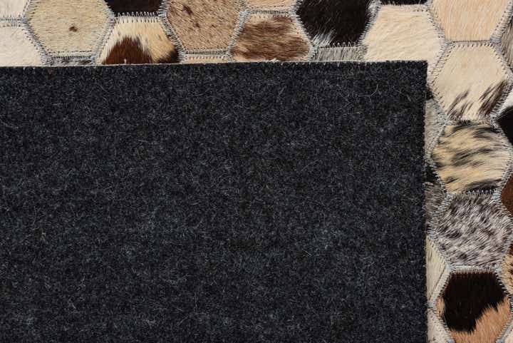 5' 1 x 8' Cowhide Leather Rug