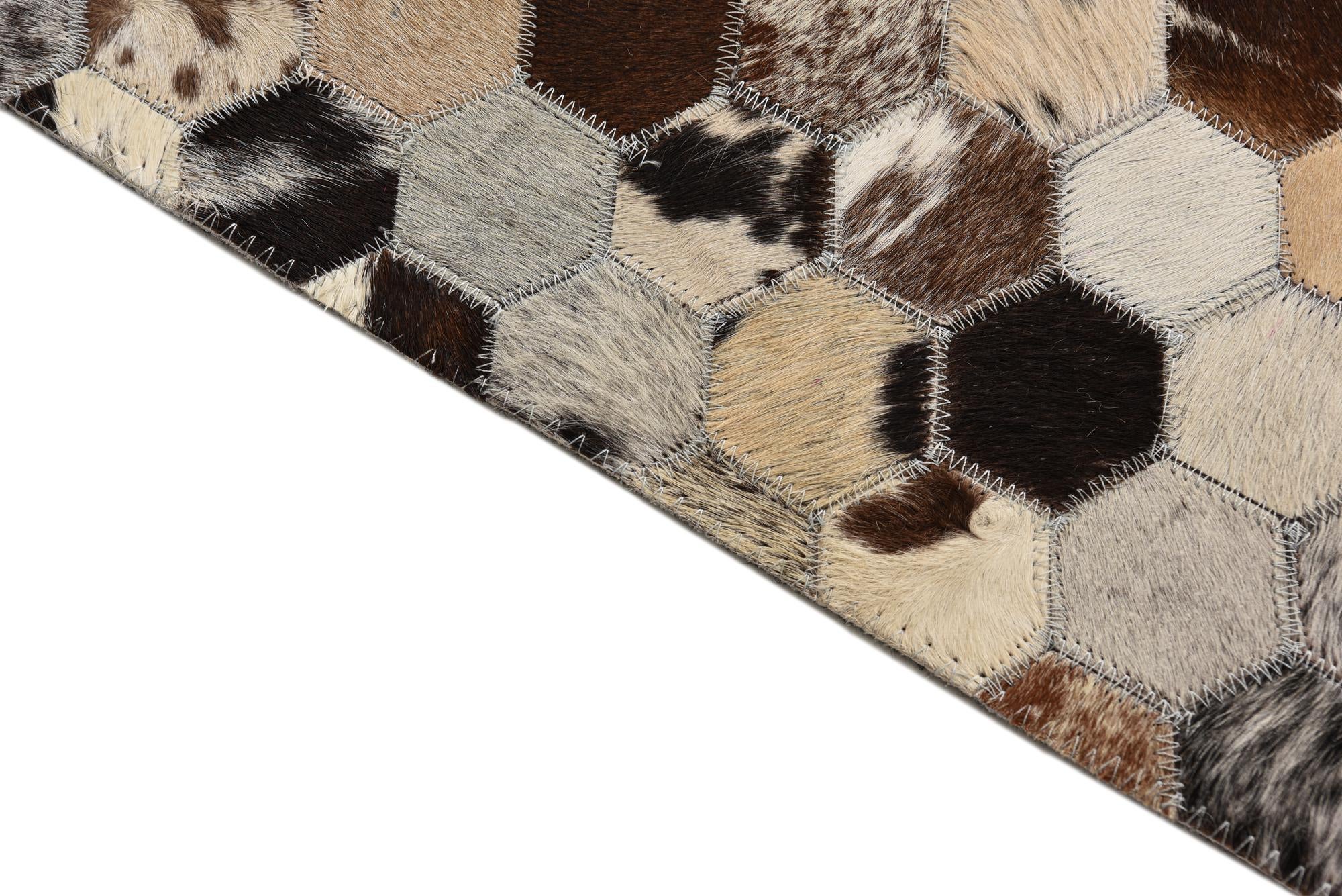 5' 2 x 8' Cowhide Leather Rug