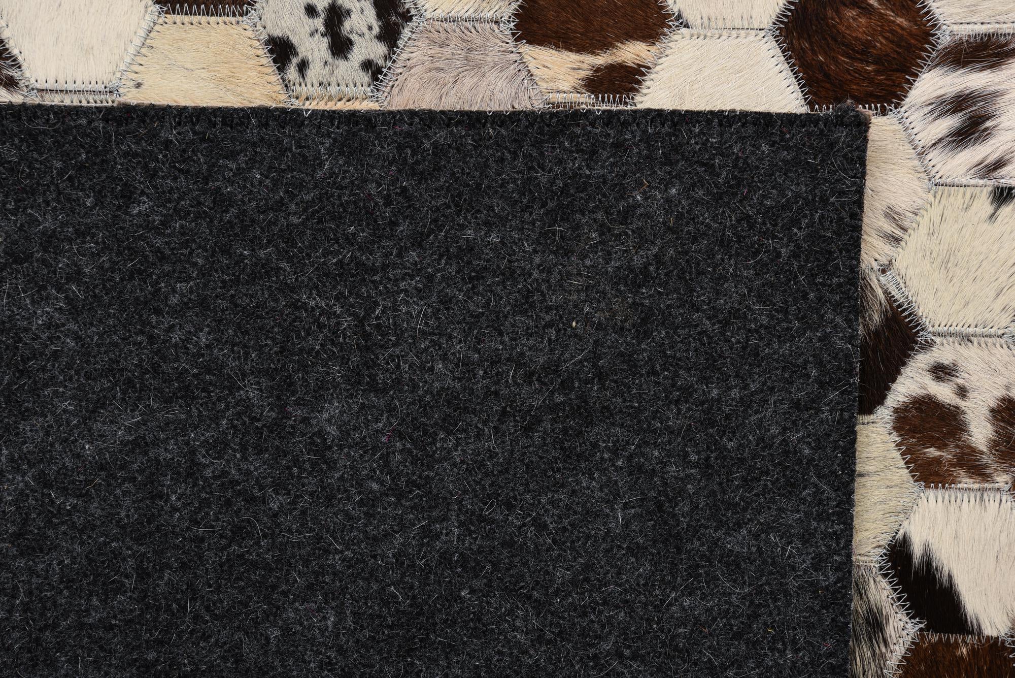 5' x 8' Cowhide Leather Rug