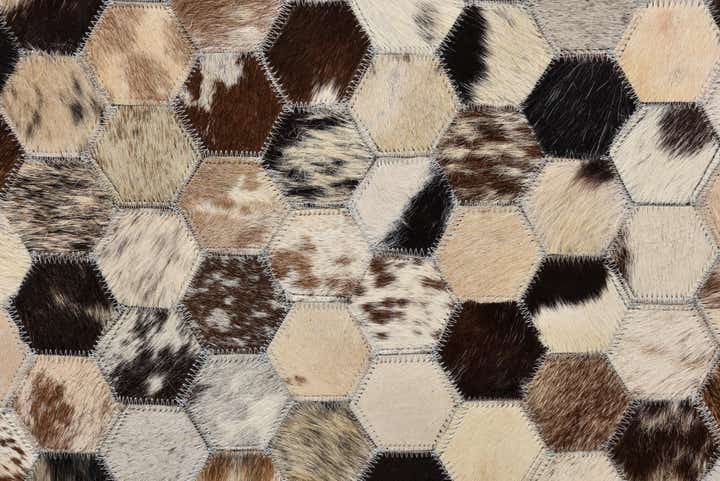 5' 2 x 8' Cowhide Leather Rug