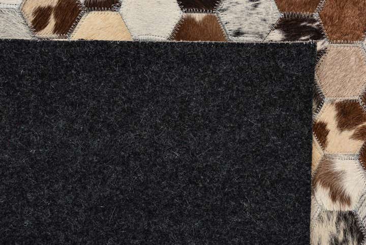5' 2 x 8' Cowhide Leather Rug