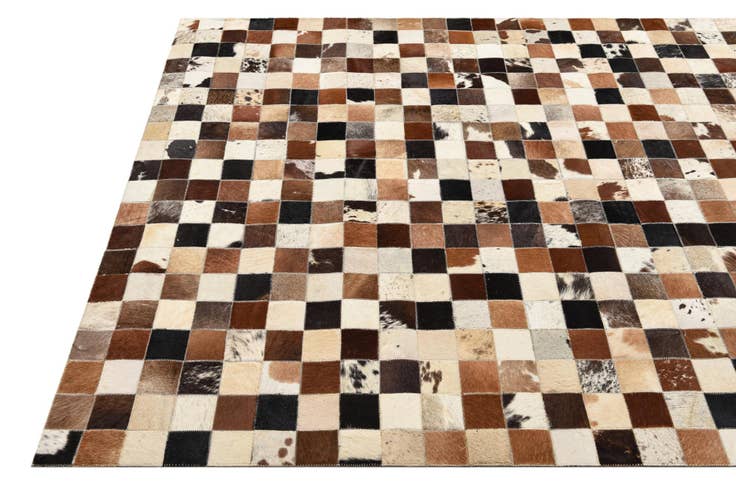 Detail image of 5' x 7' 10 Cowhide Leather Rug