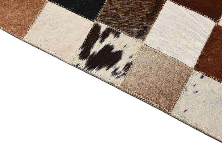 5' x 7' 10 Cowhide Leather Rug