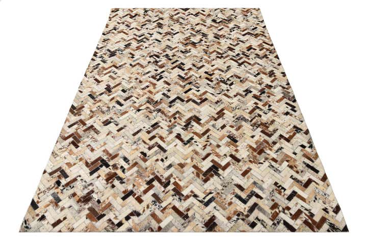 5' x 7' 8 Cowhide Leather Rug