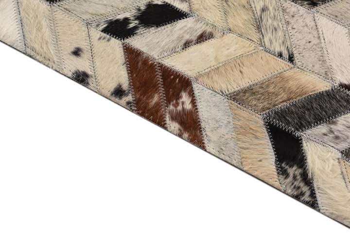 5' 2 x 8' Cowhide Leather Rug