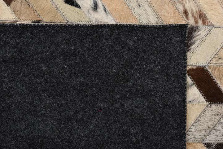 5' 2 x 8' Cowhide Leather Rug