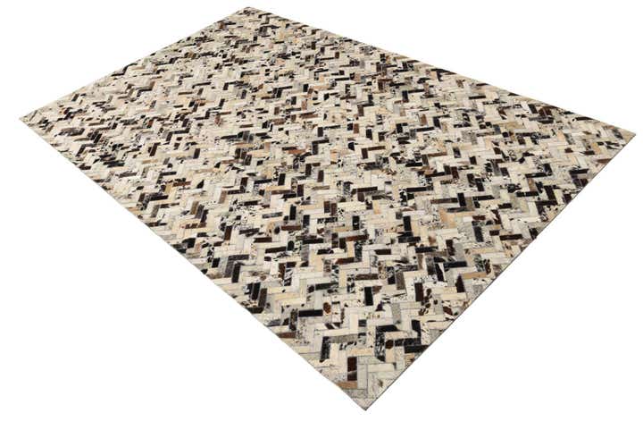 5' x 7' 10 Cowhide Leather Rug