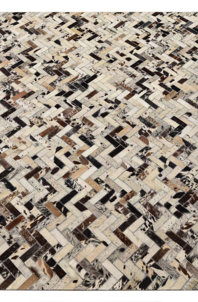 5' x 7' 10 Cowhide Leather Rug