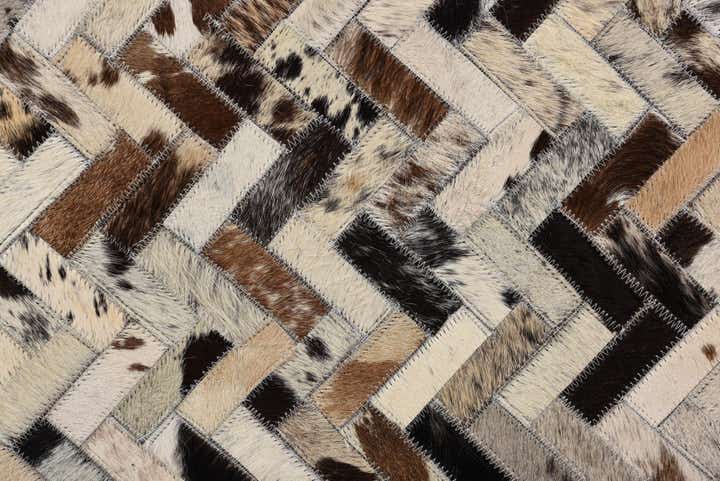 5' x 7' 10 Cowhide Leather Rug