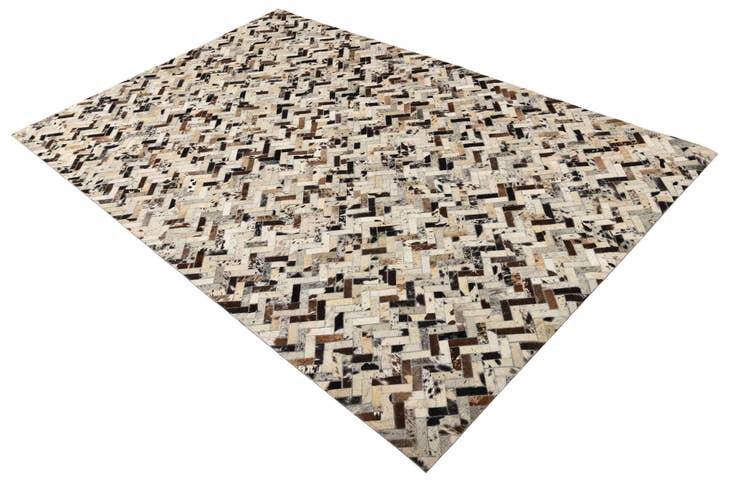 Detail image of 5' x 7' 10 Cowhide Leather Rug