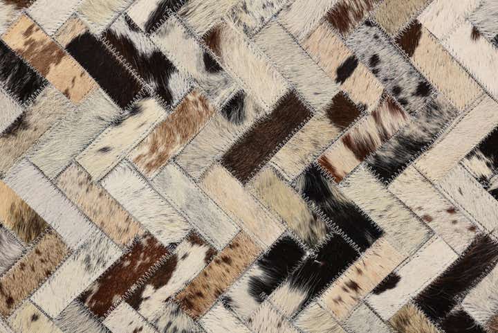 5' x 7' 10 Cowhide Leather Rug