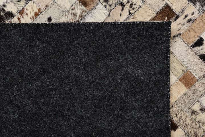 5' x 7' 10 Cowhide Leather Rug