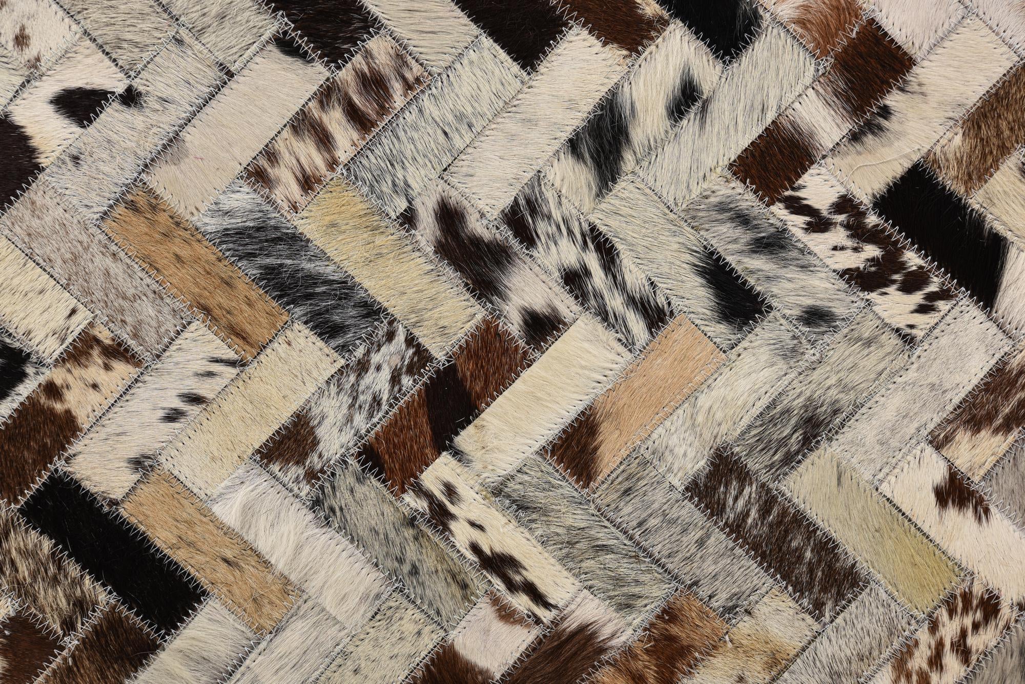 5' x 7' 10 Cowhide Leather Rug