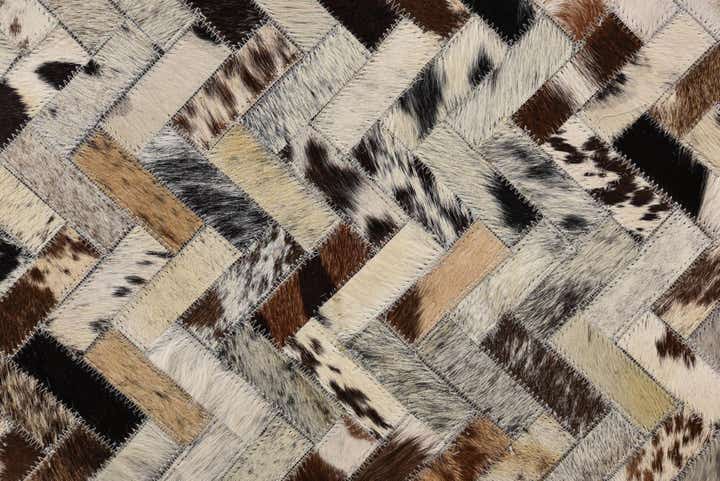 5' x 7' 10 Cowhide Leather Rug