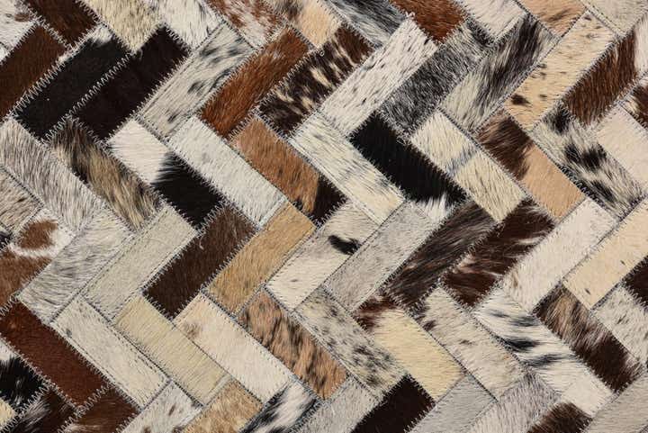 5' x 7' 10 Cowhide Leather Rug