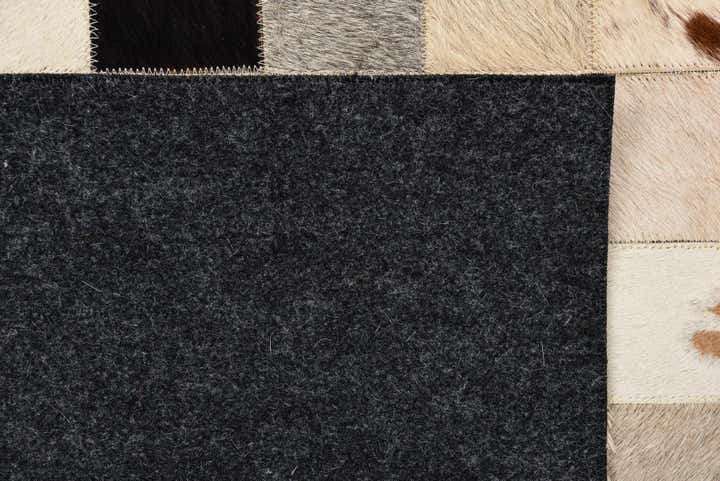 5' x 8' Cowhide Leather Rug