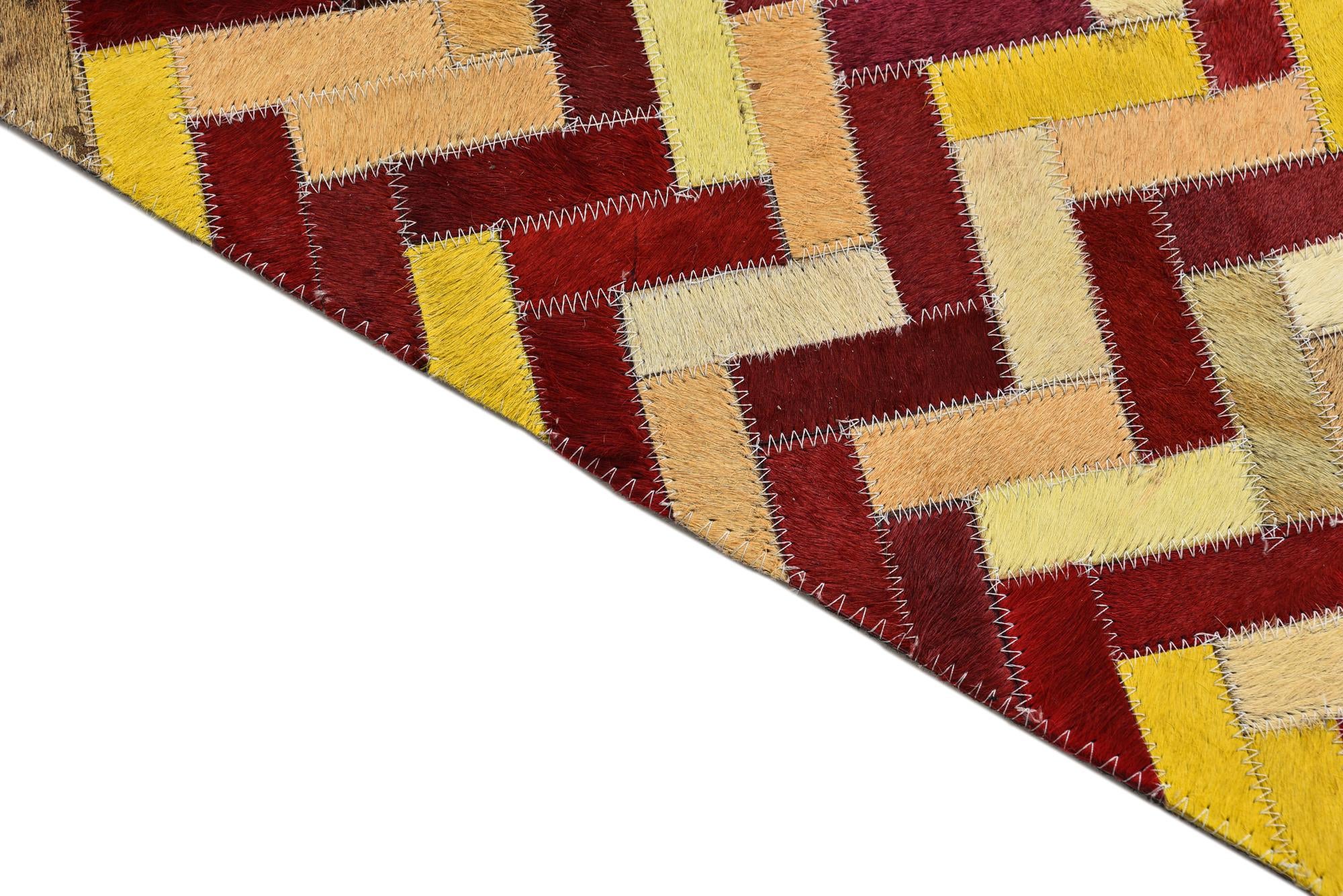 5' 2 x 8' Cowhide Leather Rug