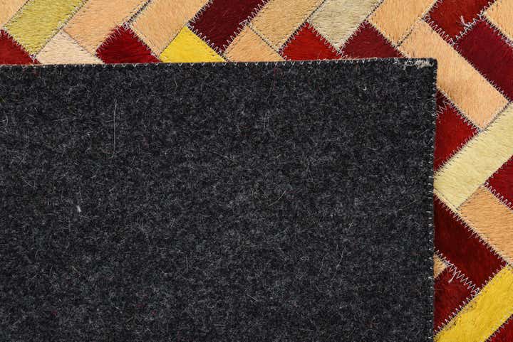 5' 2 x 8' Cowhide Leather Rug