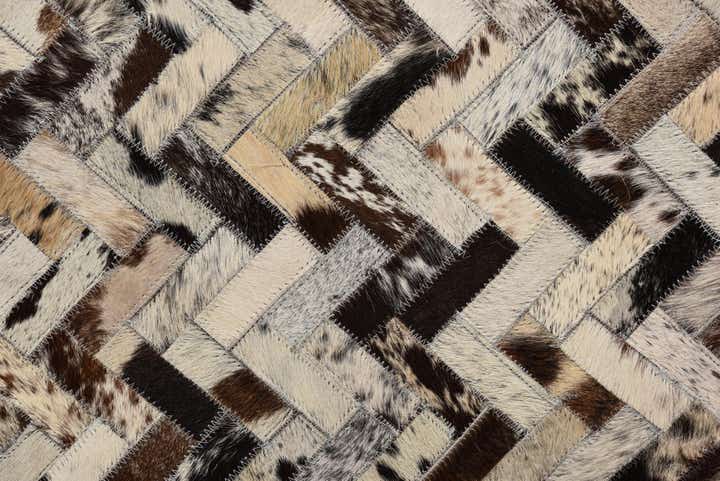 5' x 7' 10 Cowhide Leather Rug