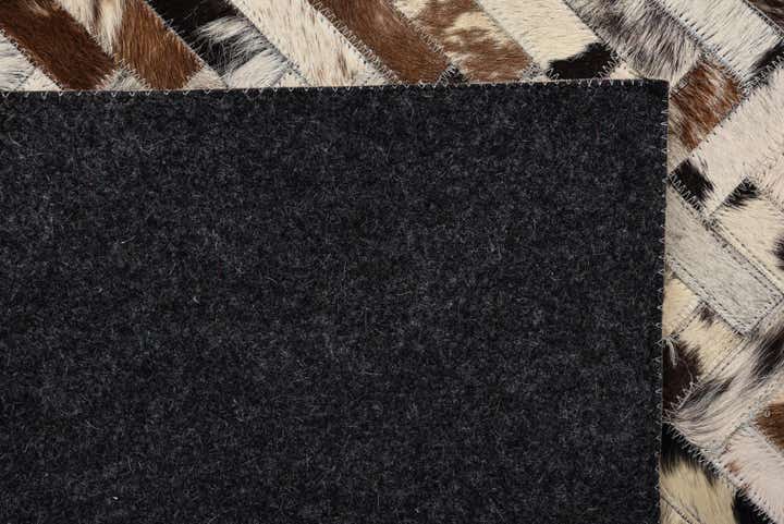 5' x 7' 10 Cowhide Leather Rug