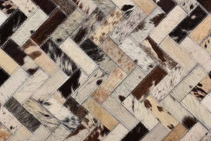 5' 2 x 8' Cowhide Leather Rug