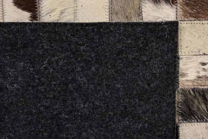 5' 2 x 8' Cowhide Leather Rug