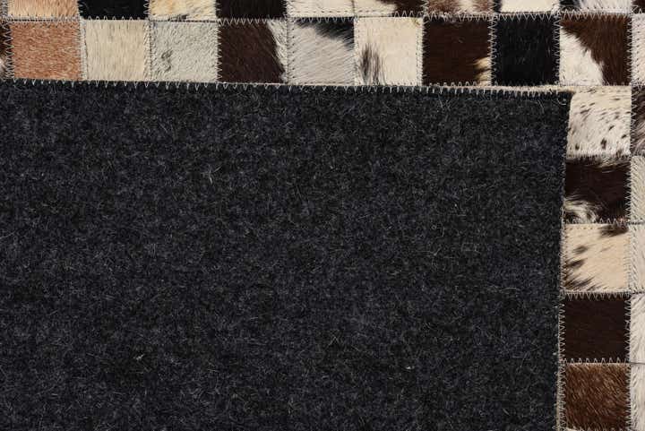 5' 1 x 8' Cowhide Leather Rug